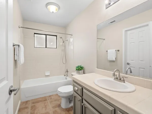$697,000 | 35297 Ave 12 1/2, Madera, CA 93636