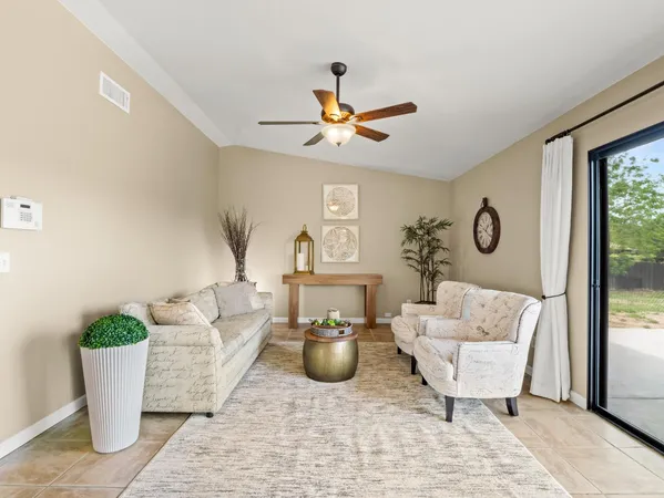 $697,000 | 35297 Ave 12 1/2, Madera, CA 93636