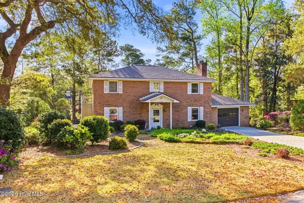 $575,000 | 130 Cliffside Drive, Wilmington, NC 28409