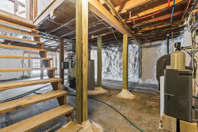 $699,000 | 149 Youngs Hill Road, Washington, ME 04574