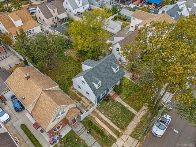 $1,180,000 | 7-22 151st Place | Whitestone