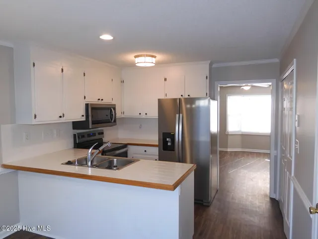 $117,000 | 3906 Sterling Pointe Drive, Unit Z4, Winterville, NC 28590