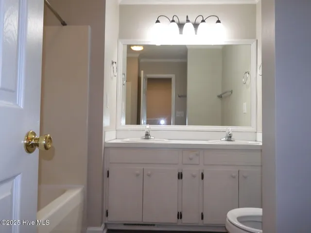 $117,000 | 3906 Sterling Pointe Drive, Unit Z4, Winterville, NC 28590