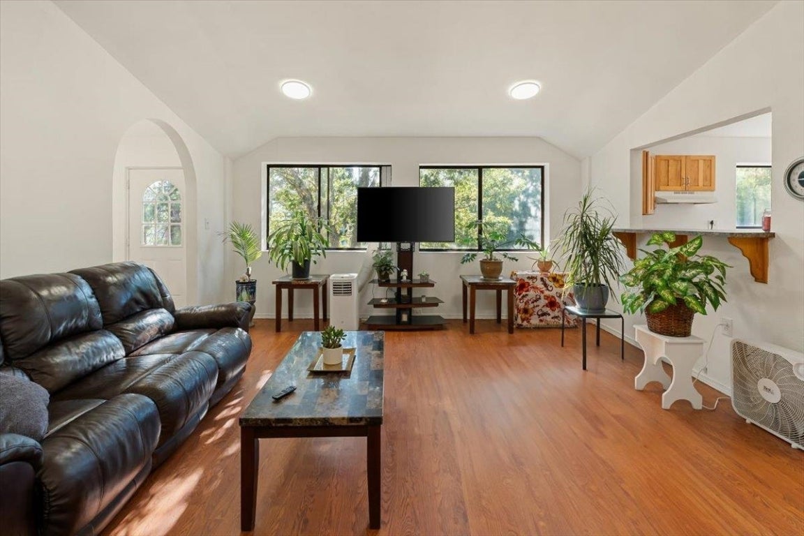 26804 Edgewood Road Weed, CA 96094 - Photo 13 of 34 Gallery Image 13