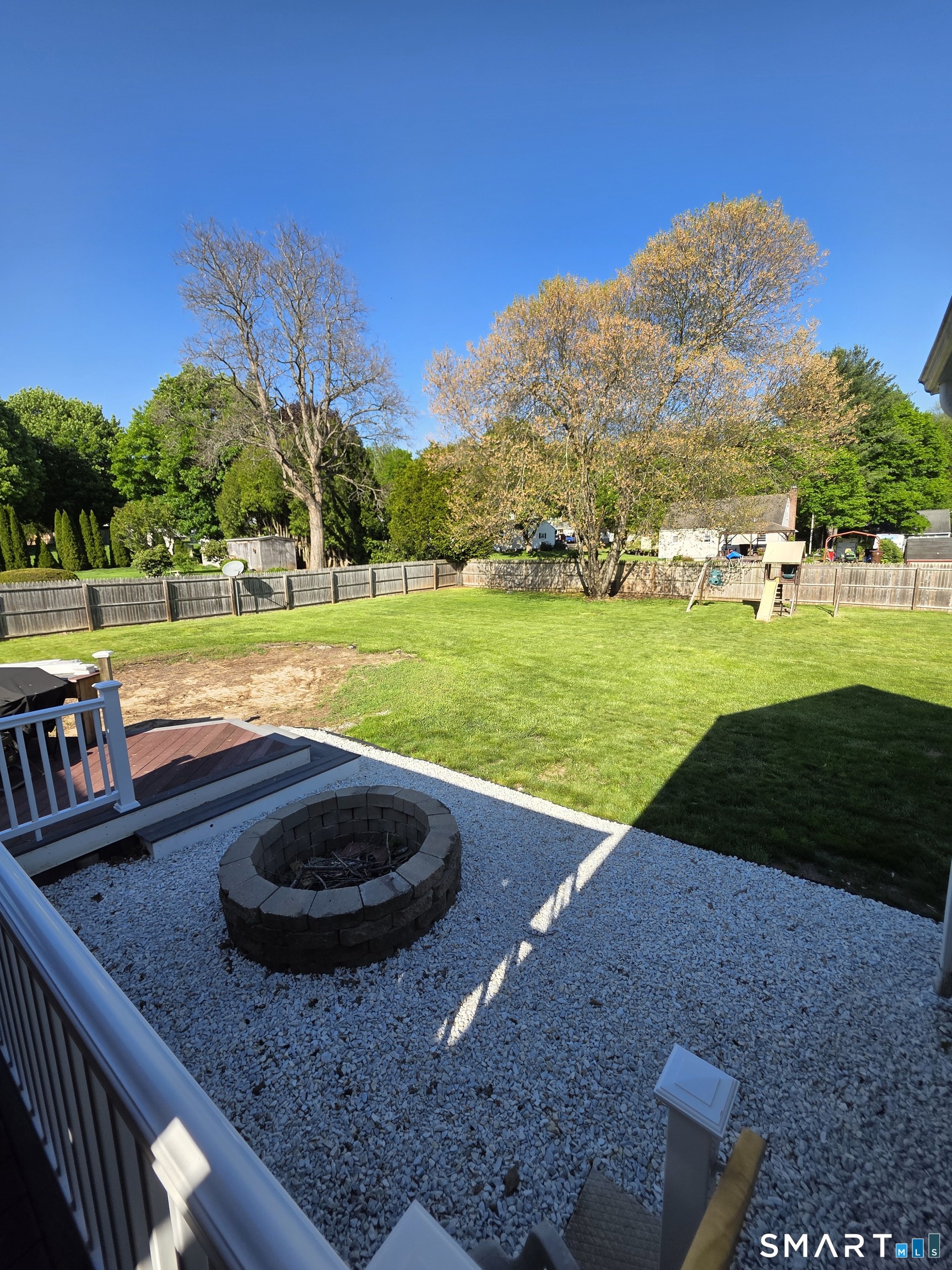 15 Van Buren Road Enfield, CT 06082 - Photo 7 of 40 a view of a outdoor space