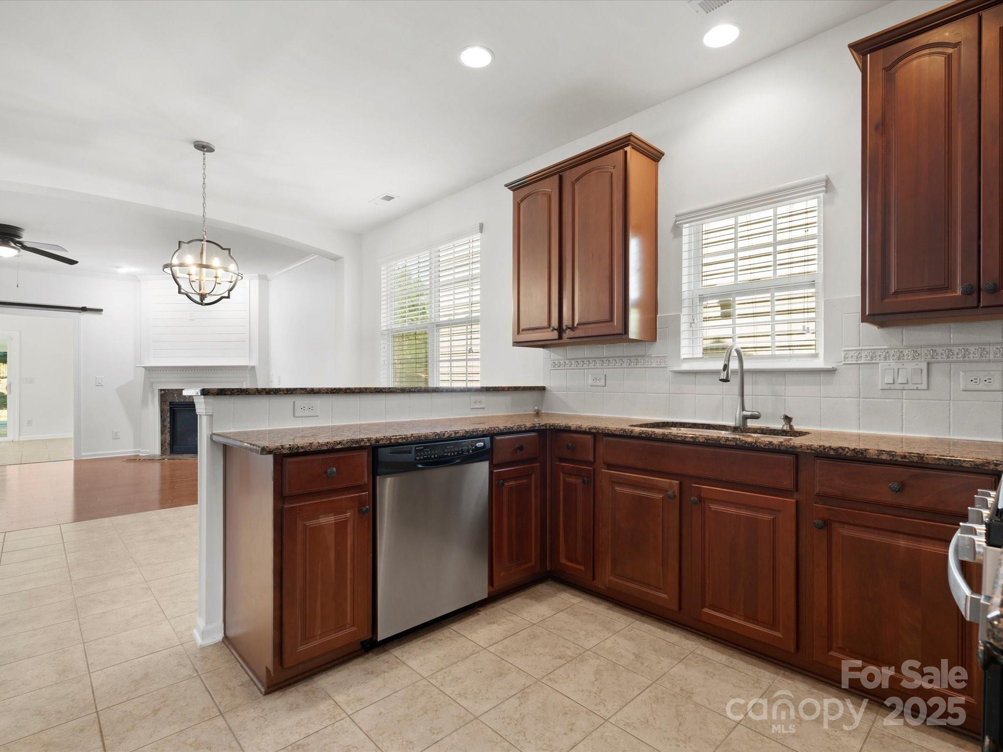 1528 Ridgehaven Road Waxhaw, NC 28173 - Photo 7 of 48