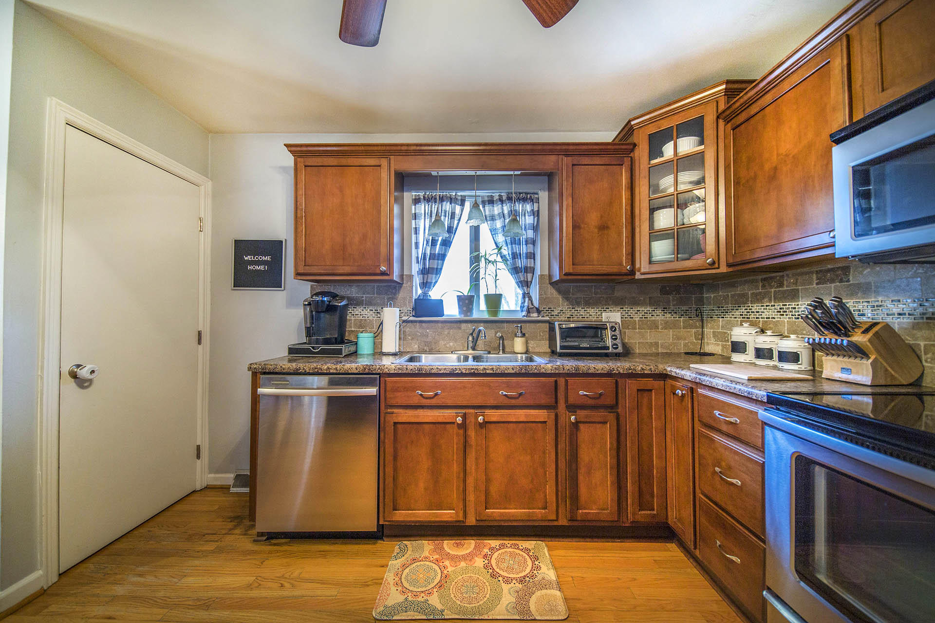 508 Olney Road Vinton, VA 24179 - Photo 12 of 31 Kitchen