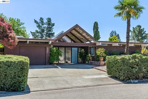$1,250,000 | 8077 Shay Drive, Oakland, CA 94605
