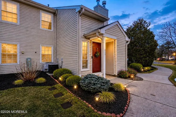 $2,999 | 413 Yorkshire Place, Morganville, NJ 07751