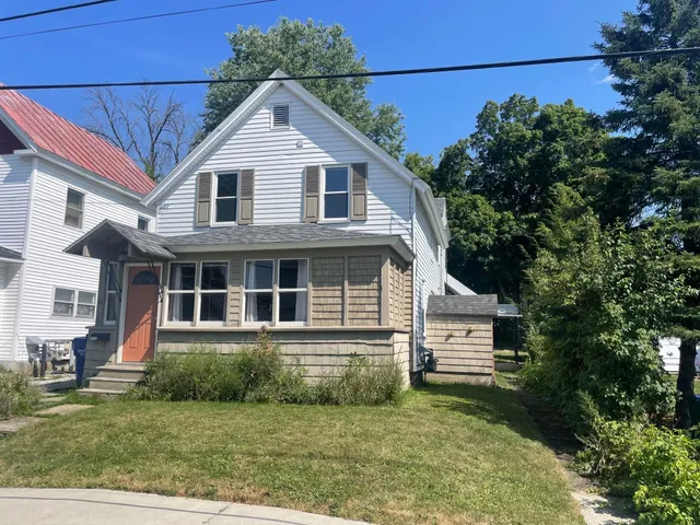 $343,000 | 11 Sawyer Street, St. Albans, VT 05478