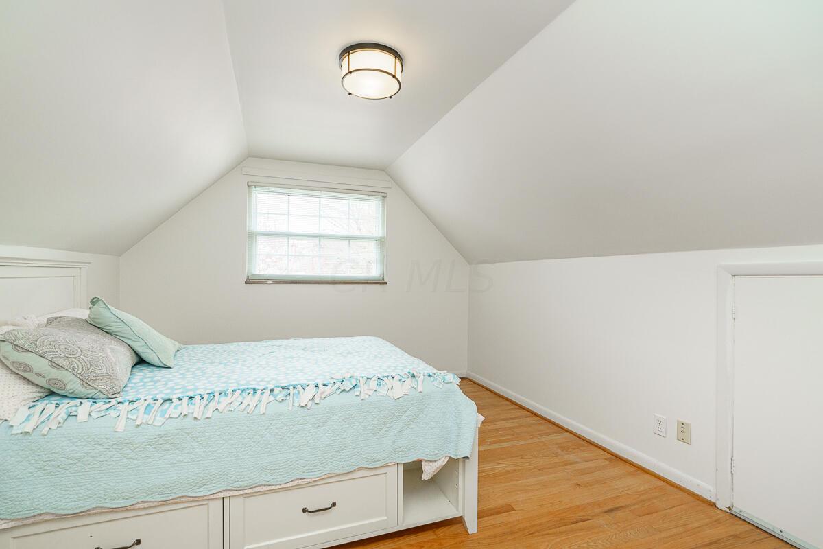 2560 Coventry Road Columbus, OH 43221 - Photo 26 of 49 bed 3 2
