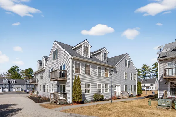 $275,000 | 11 Smithwheel Road, Unit 34, Old Orchard Beach, ME 04064