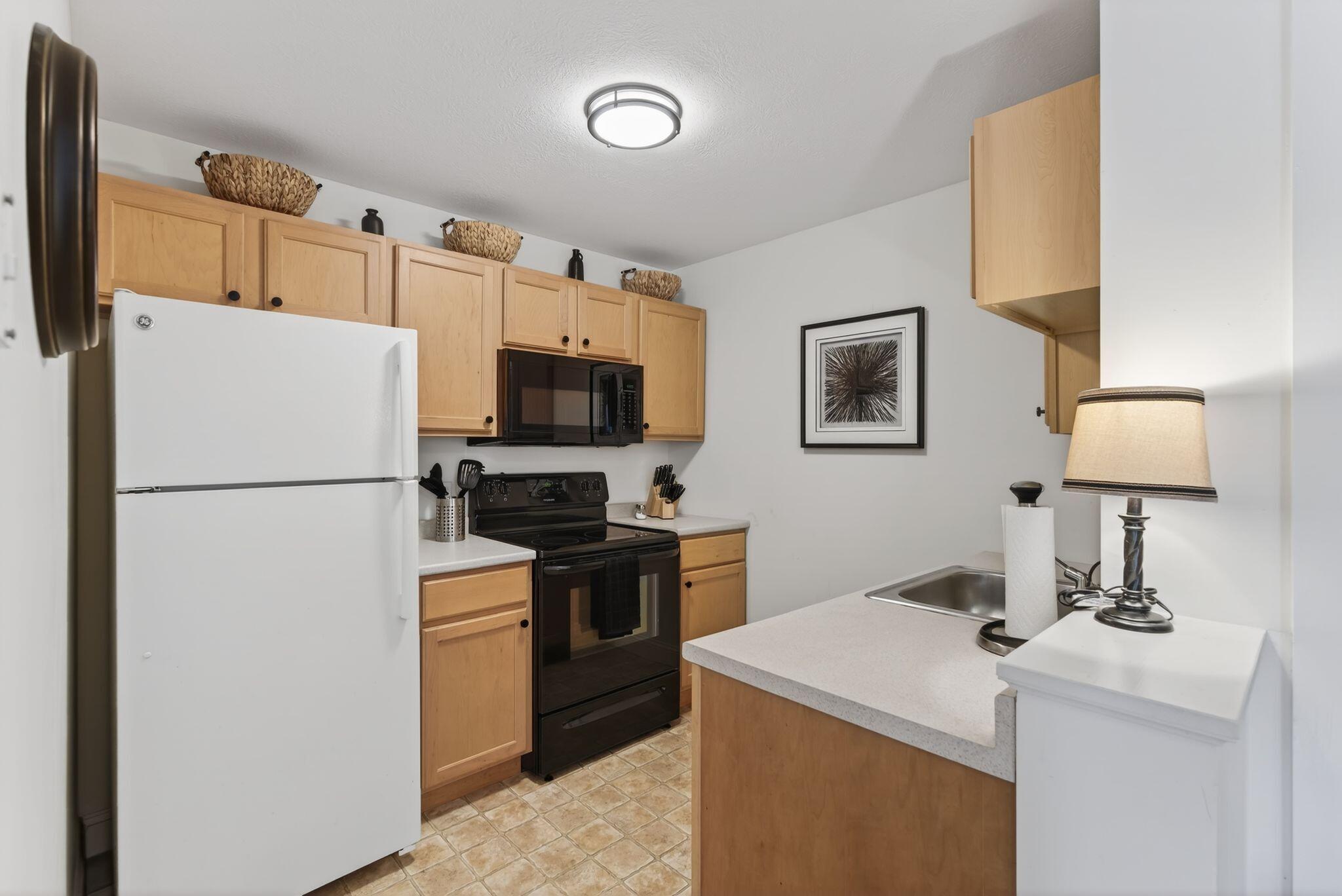 11 Smithwheel Road, Unit 34 Old Orchard Beach, ME 04064 - Photo 5 of 31 19_DSC03807