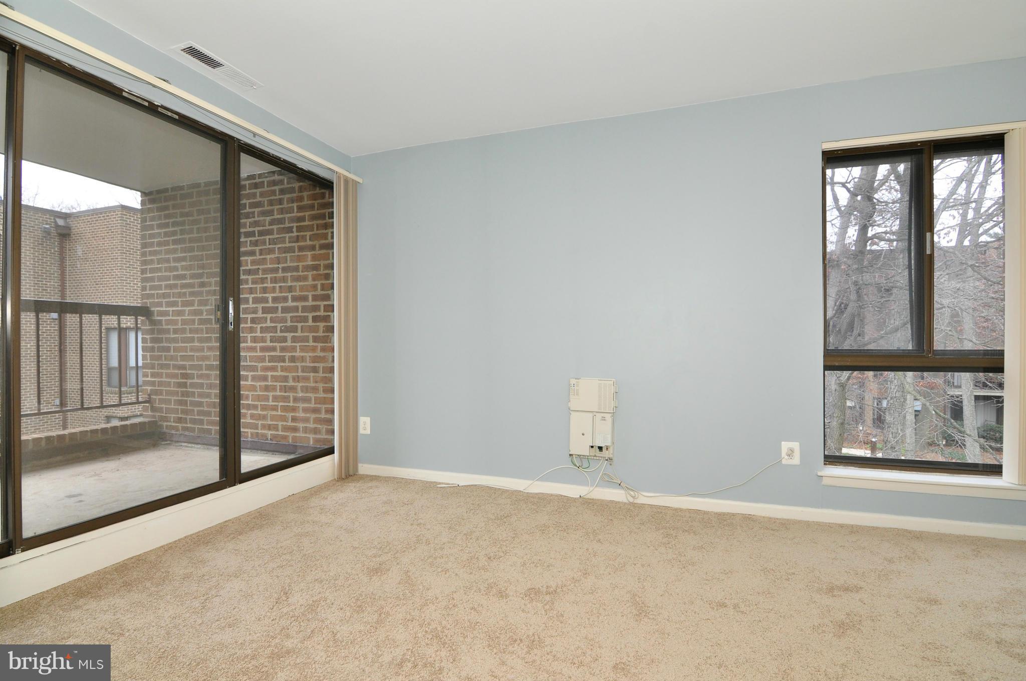 11228 Chestnut Grove Square, Unit 329 Reston, VA 20190 - Photo 13 of 27 Bedroom