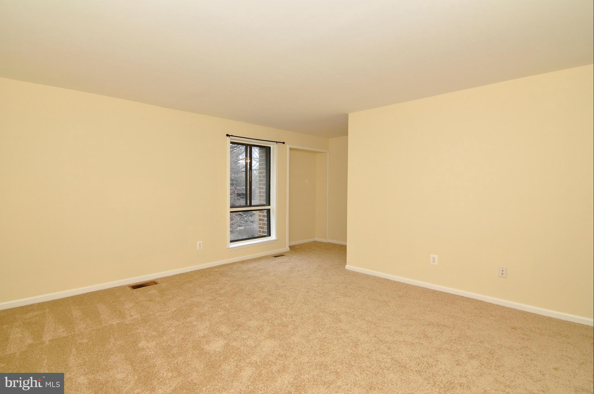 11228 Chestnut Grove Square, Unit 329 Reston, VA 20190 - Photo 17 of 27 Bedroom (Master)