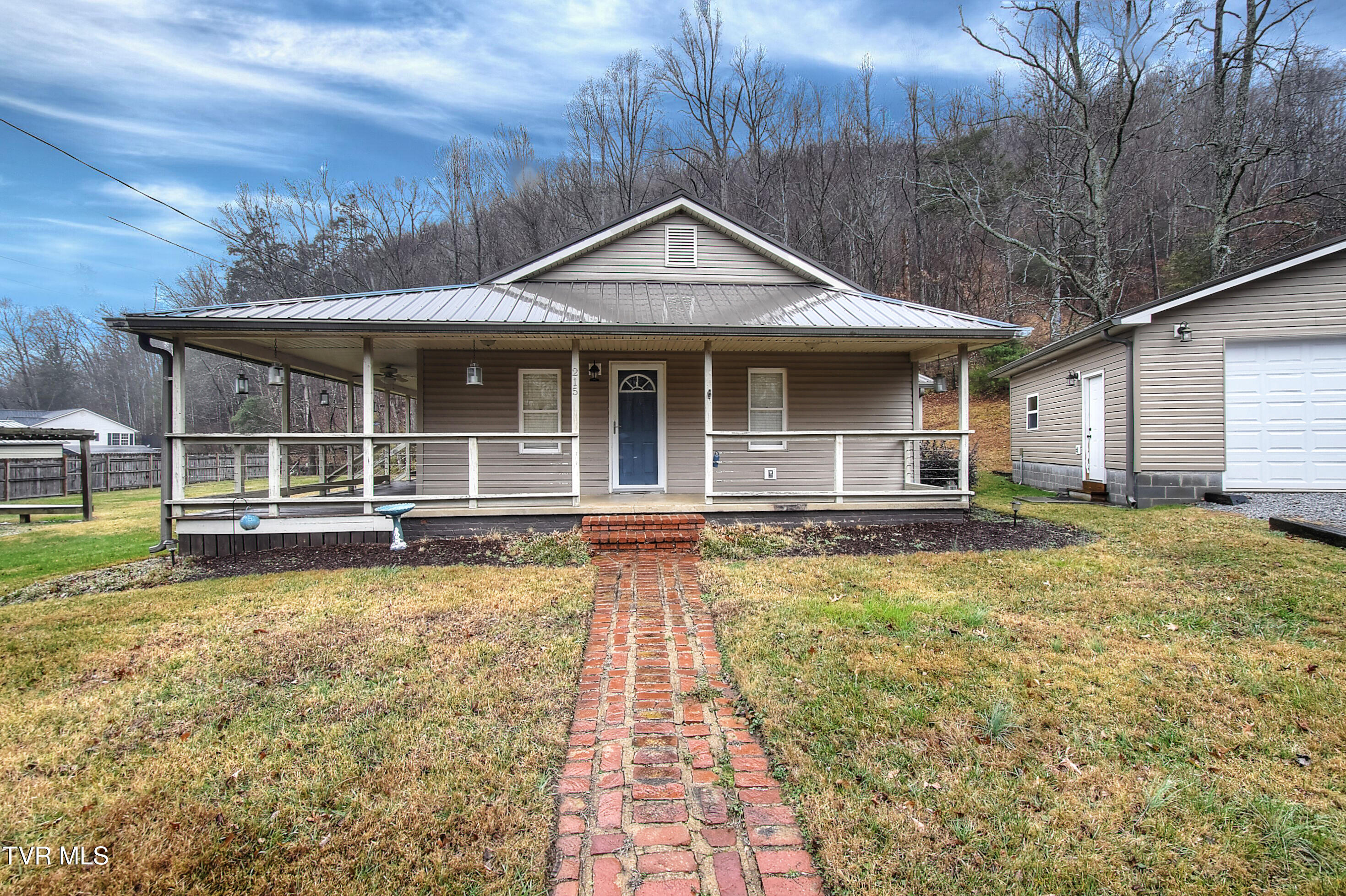 215 Odom Branch Road Erwin, TN 37650 - Photo 1 of 32 1