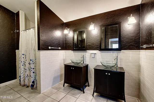 $245,000 | 215 Odom Branch Road, Erwin, TN 37650