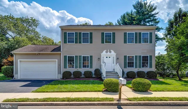 $498,000 | 213 Western Avenue, Tuckerton, NJ 08087
