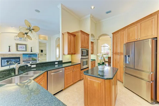 $897,000 | 7642 Tralee Way, Bradenton, FL 34202