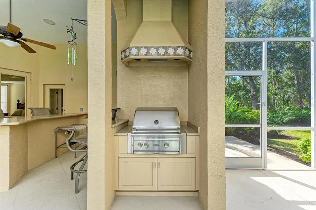 $897,000 | 7642 Tralee Way, Bradenton, FL 34202