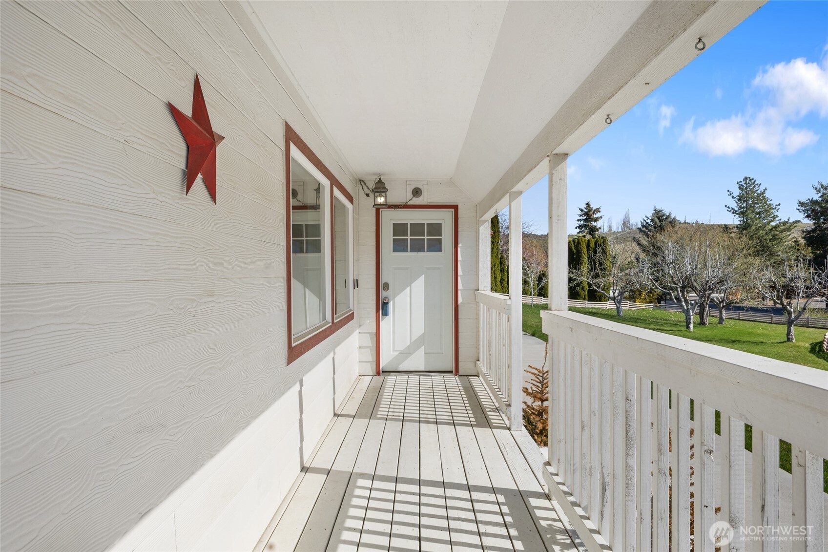 3816 Denton Road Northeast Moses Lake, WA 98837 - Photo 3 of 39 Gallery Image 3