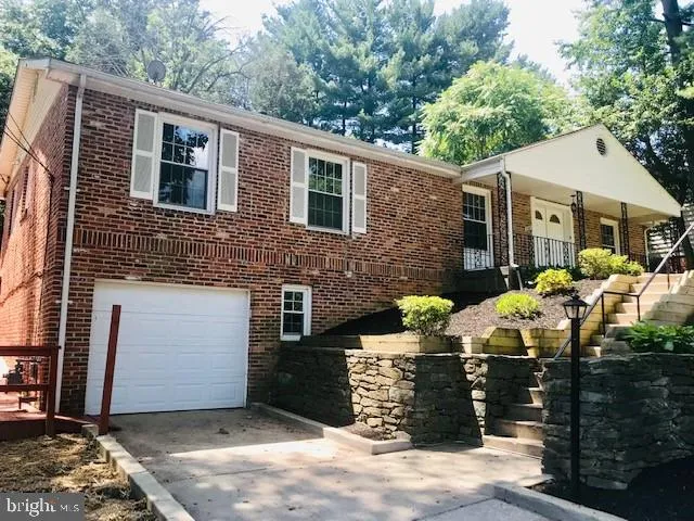 $4,400 | 11834 Goya Drive, Potomac, MD 20854