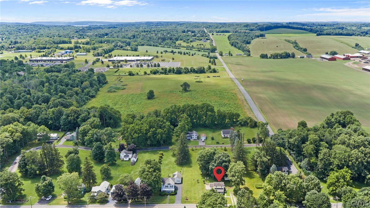 586 Stump Road Skaneateles Falls, NY 13153 - Photo 3 of 49