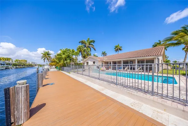 $7,500 | 2752 Northeast 3rd Street, Pompano Beach, FL 33062
