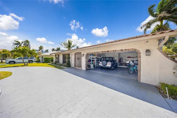 $7,500 | 2752 Northeast 3rd Street, Pompano Beach, FL 33062