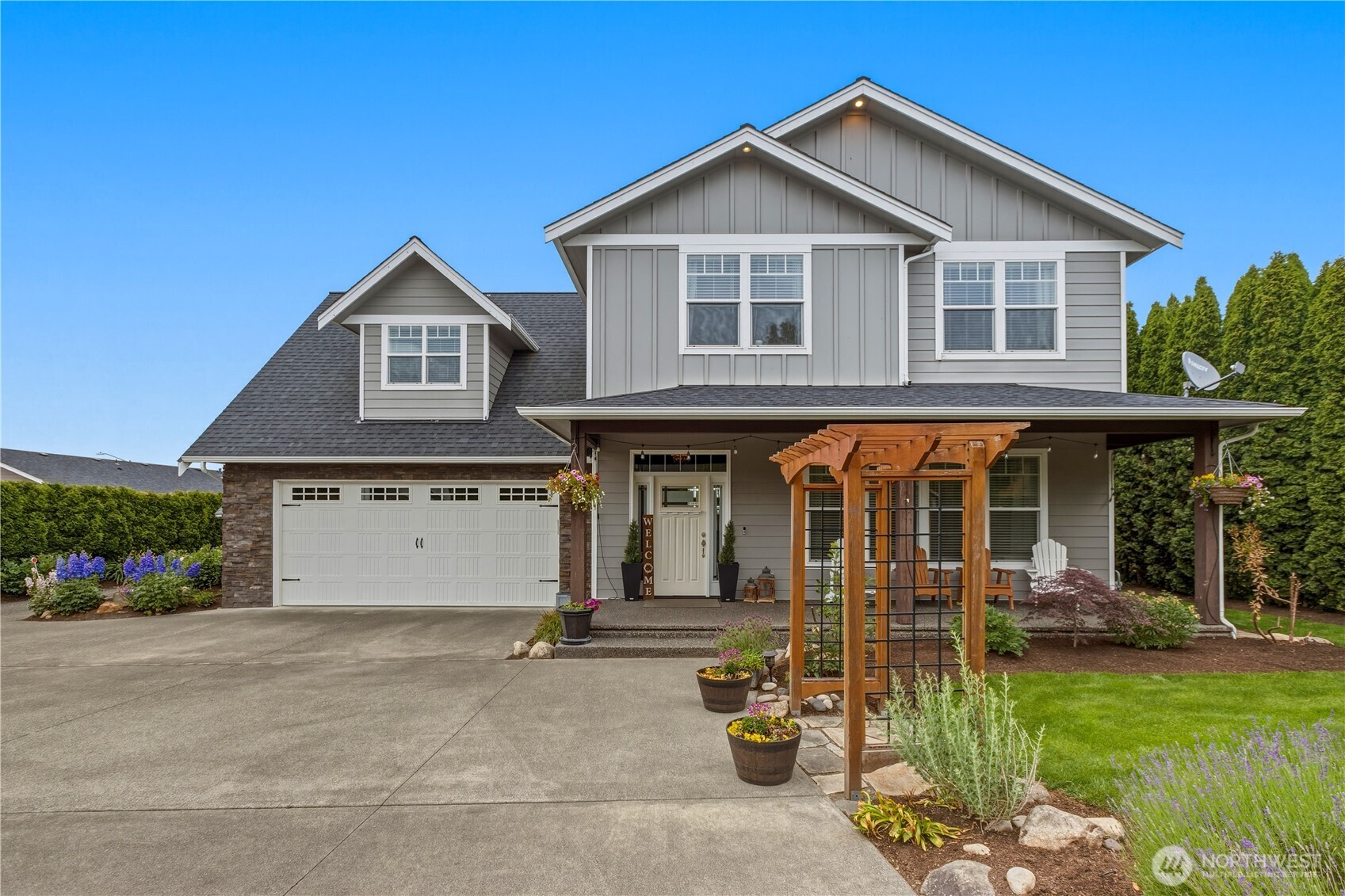 1624 Main Street Lynden, WA 98264 - Photo 2 of 39