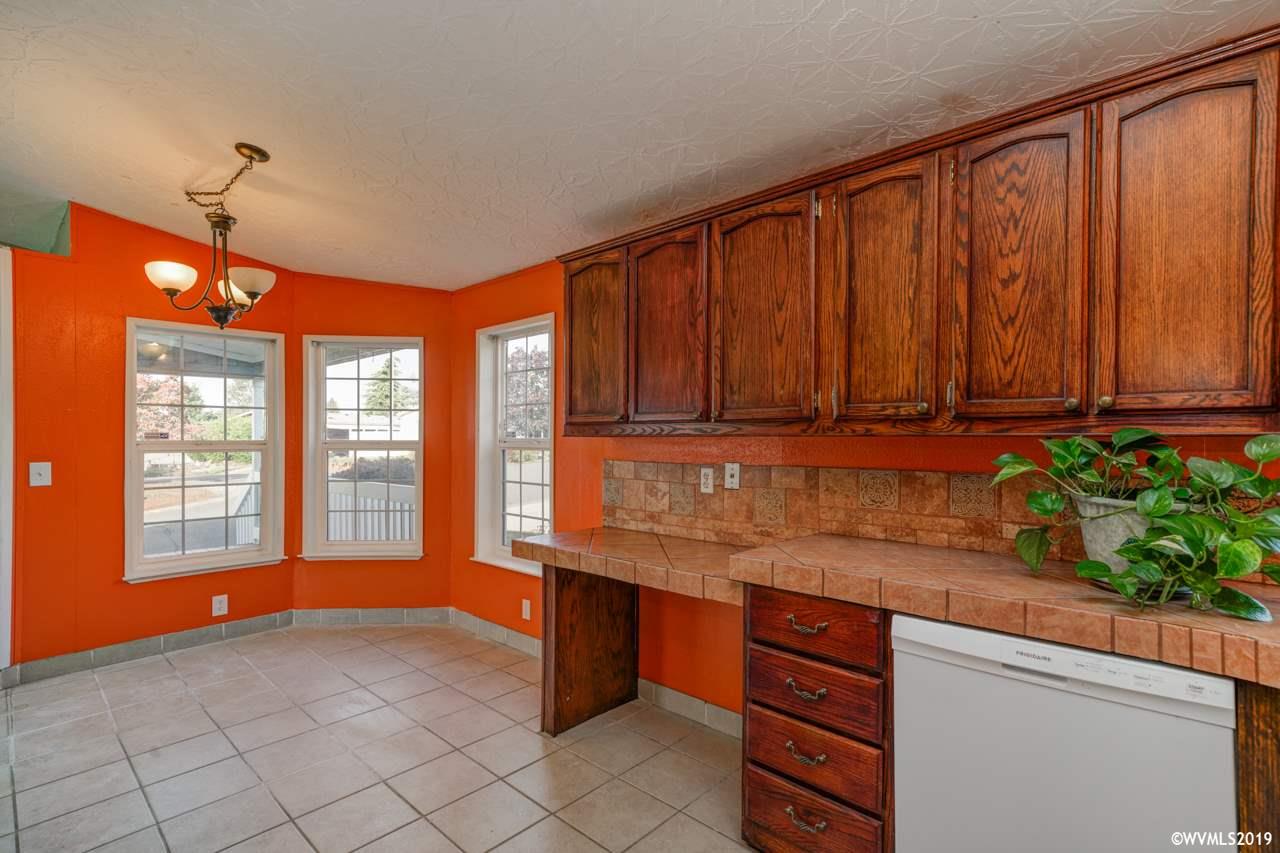 2000 Robins Lane Southeast, Unit 18 Salem, OR 97306 - Photo 7 of 28