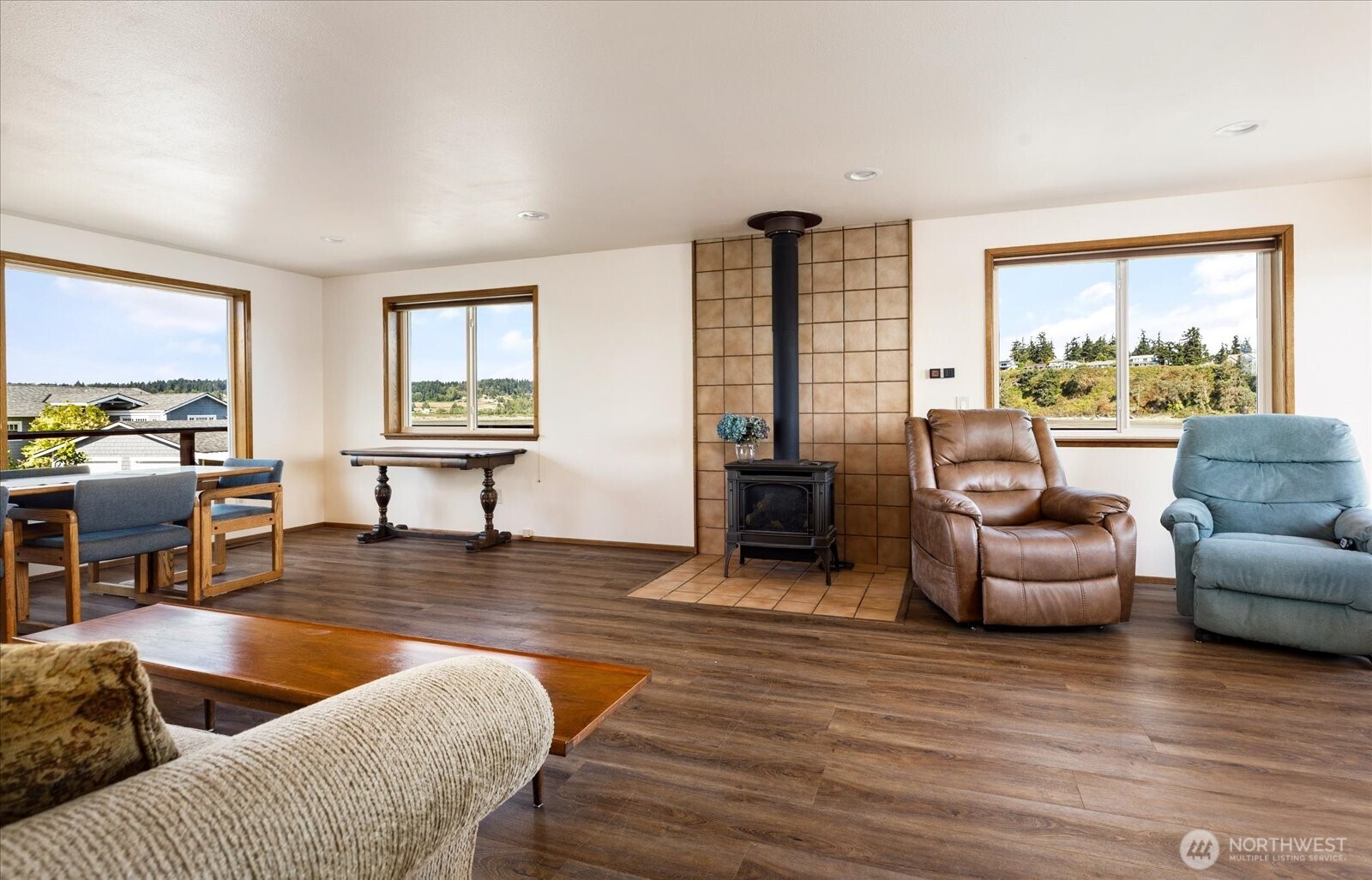 2385 Sunlight Beach Road Clinton, WA 98236 - Photo 12 of 39 Gallery Image 12