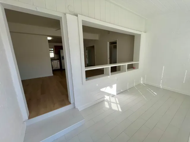 $549,000 | 1205 South Lake Drive, Lantana, FL 33462