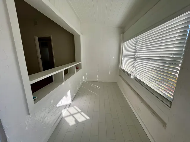 $549,000 | 1205 South Lake Drive, Lantana, FL 33462