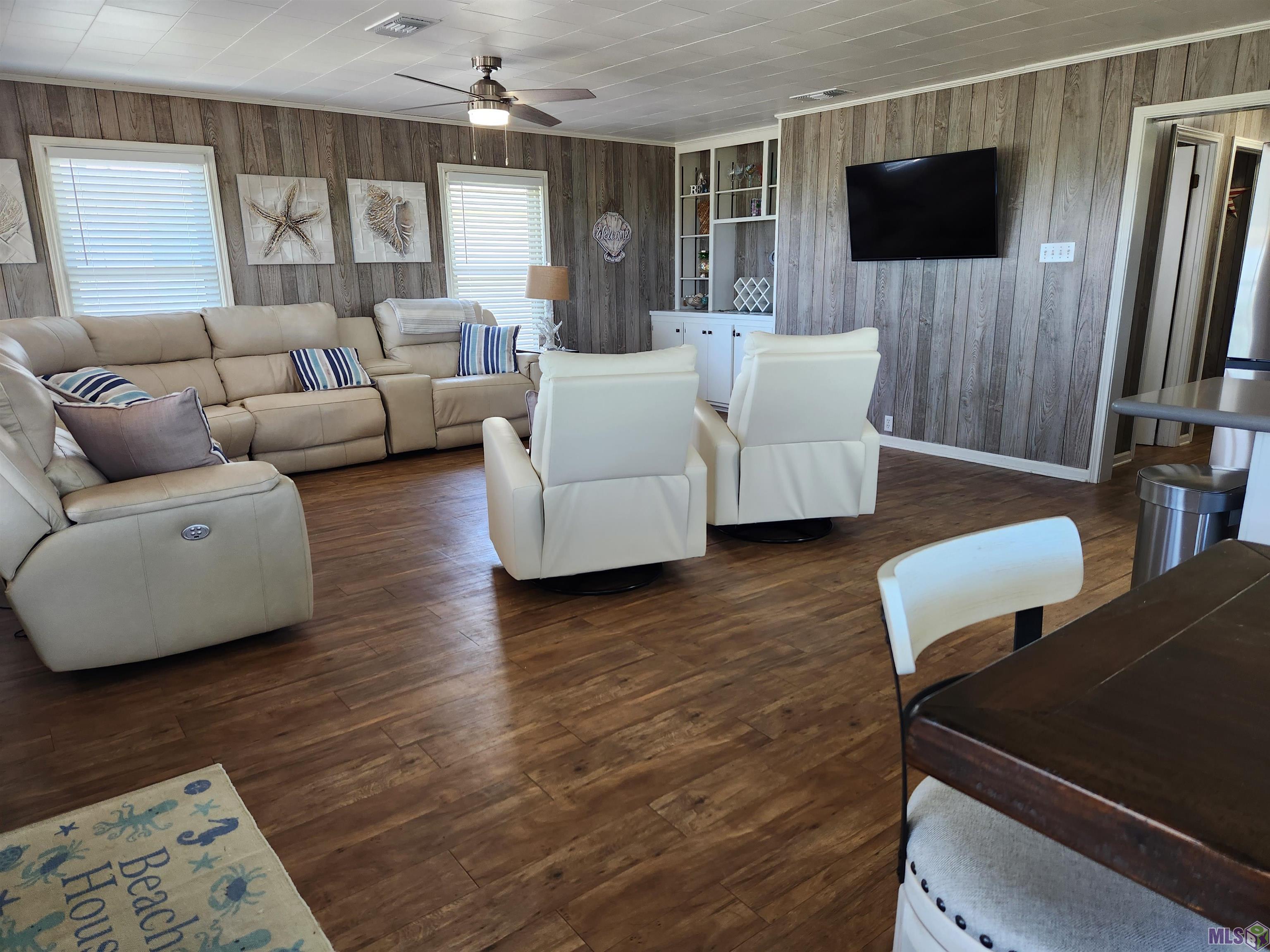 2694 Highway 1 Grand Isle, LA 70358 - Photo 12 of 52