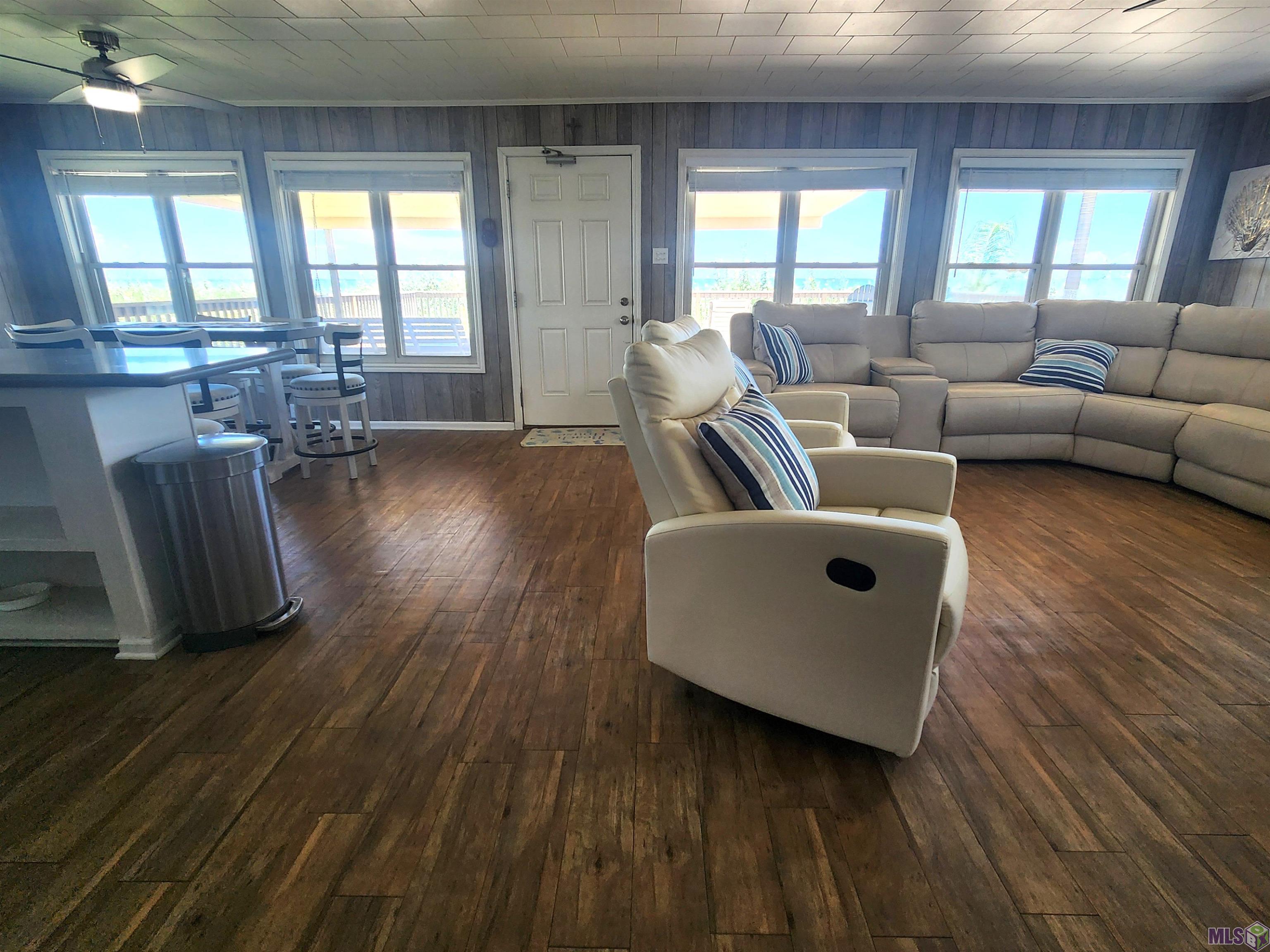 2694 Highway 1 Grand Isle, LA 70358 - Photo 13 of 52