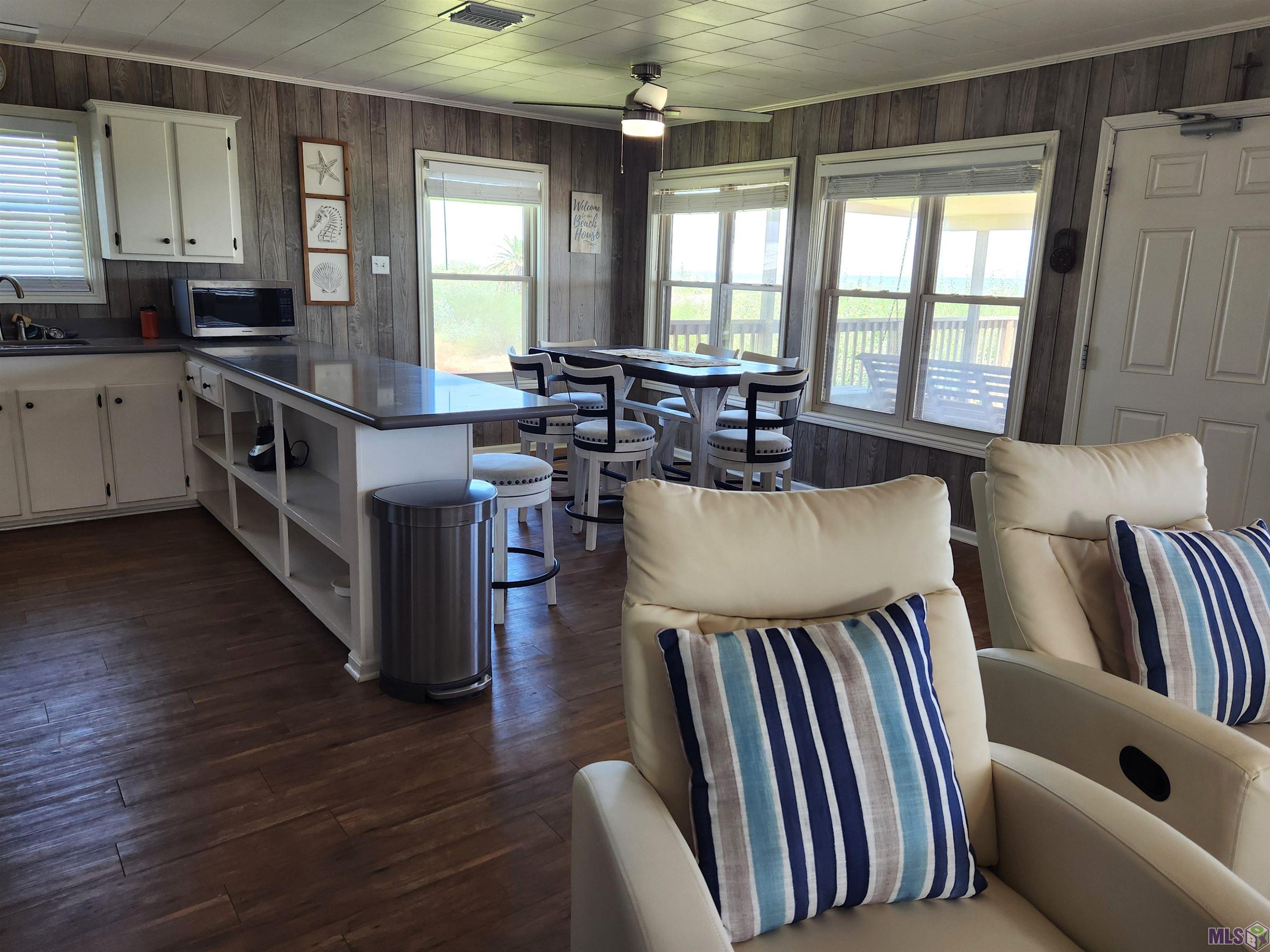 2694 Highway 1 Grand Isle, LA 70358 - Photo 17 of 52