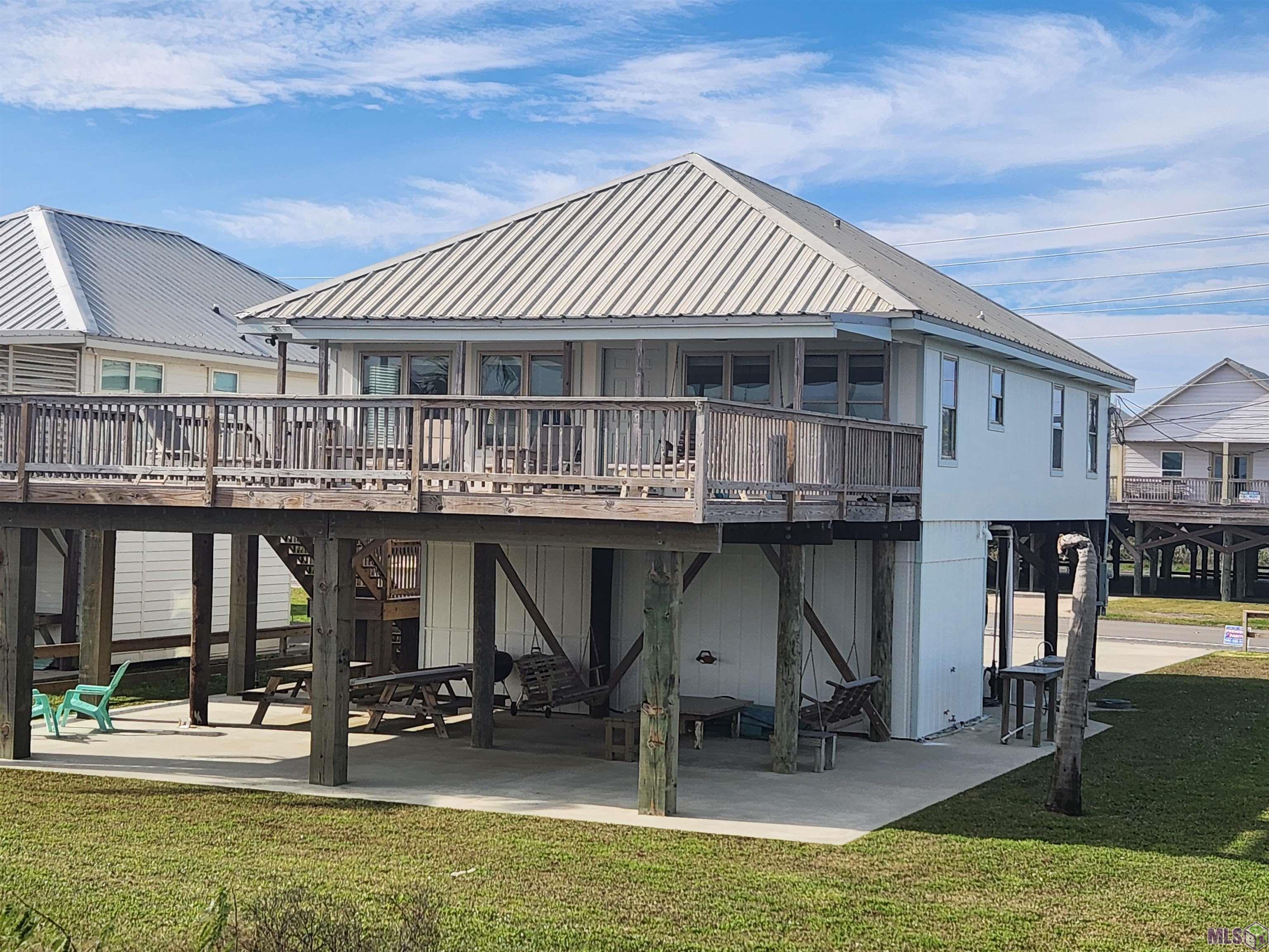 2694 Highway 1 Grand Isle, LA 70358 - Photo 5 of 52
