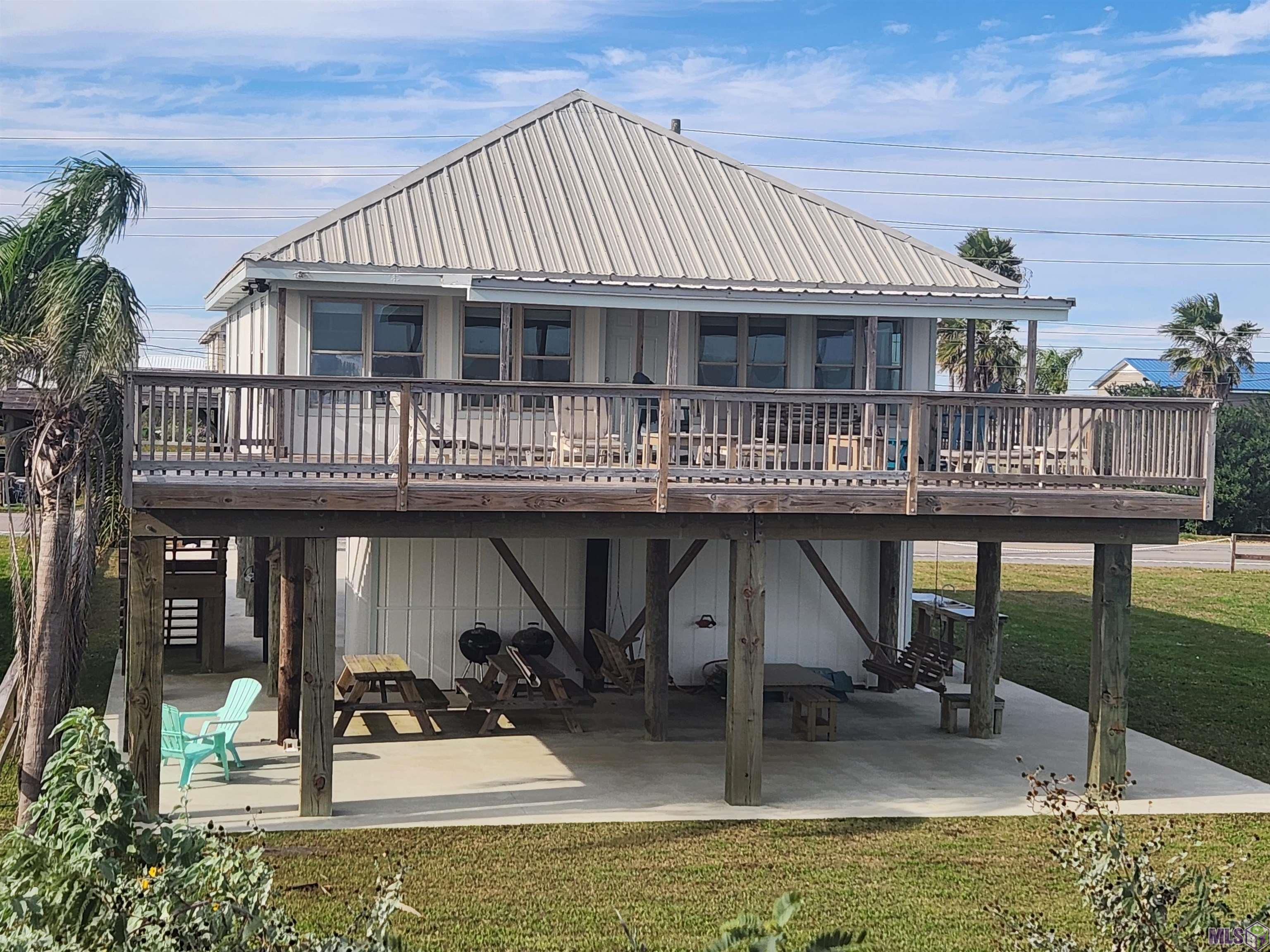 2694 Highway 1 Grand Isle, LA 70358 - Photo 6 of 52