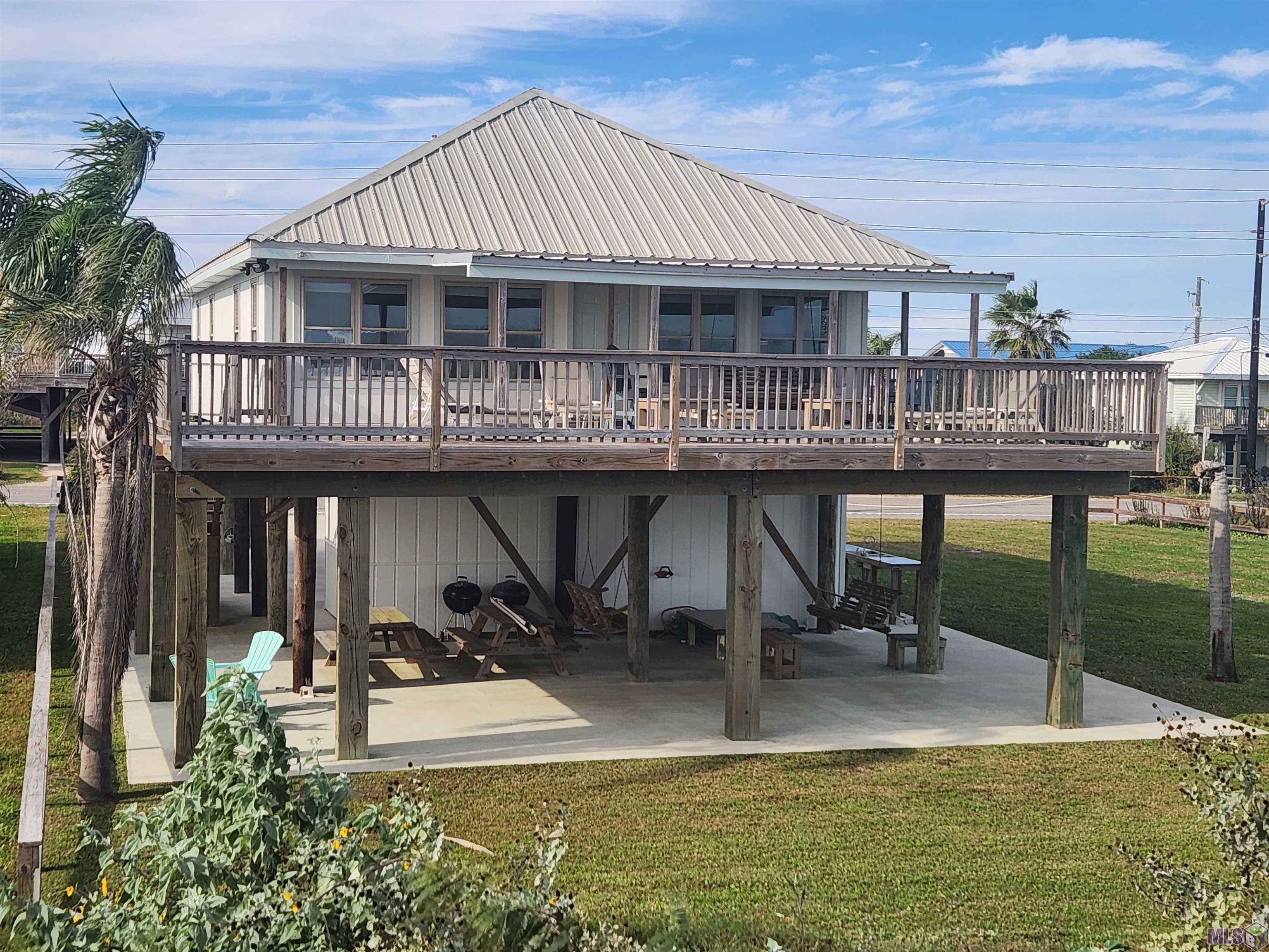 2694 Highway 1 Grand Isle, LA 70358 - Photo 8 of 52