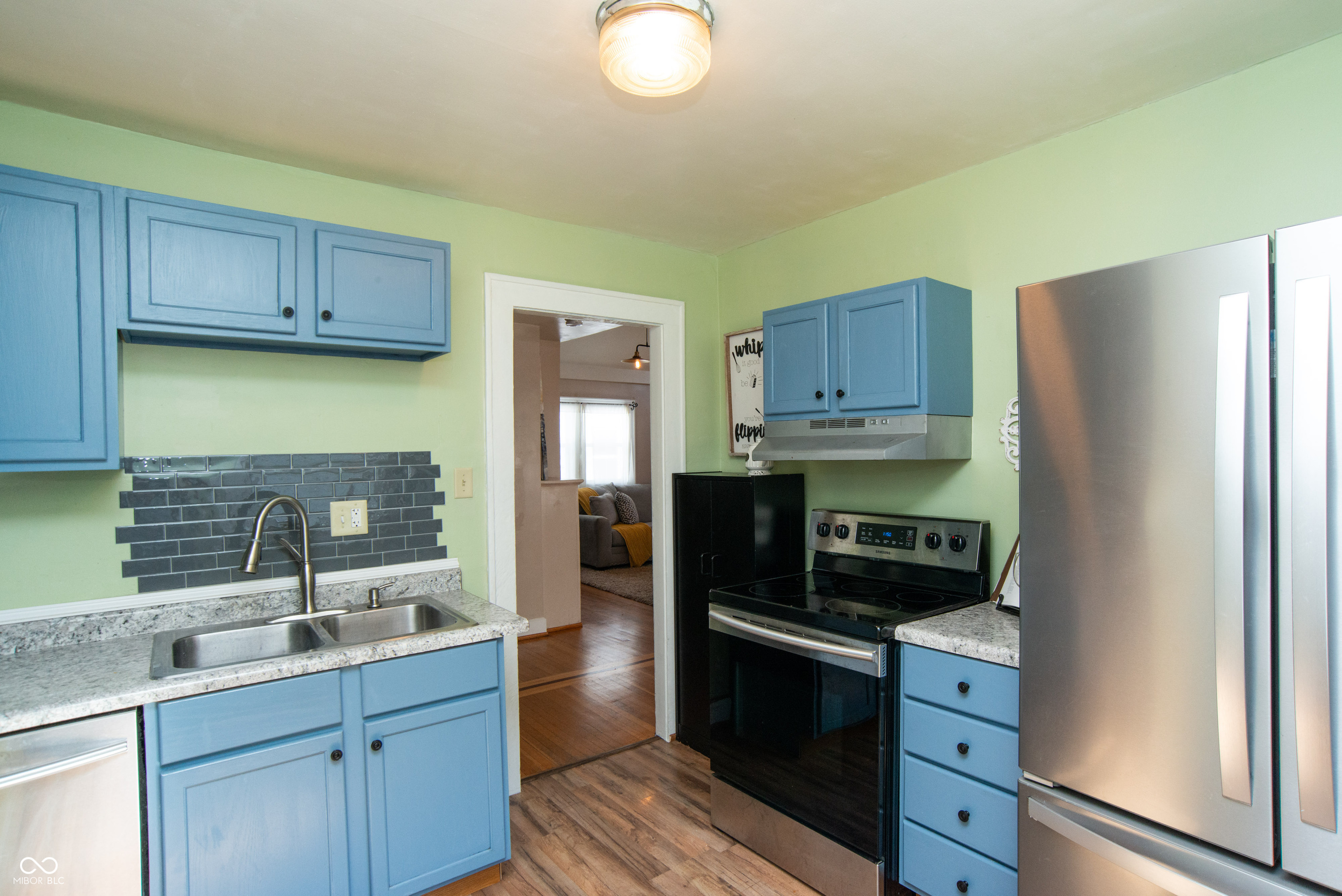 518 North Emerson Avenue Indianapolis, IN 46219 - Photo 11 of 36