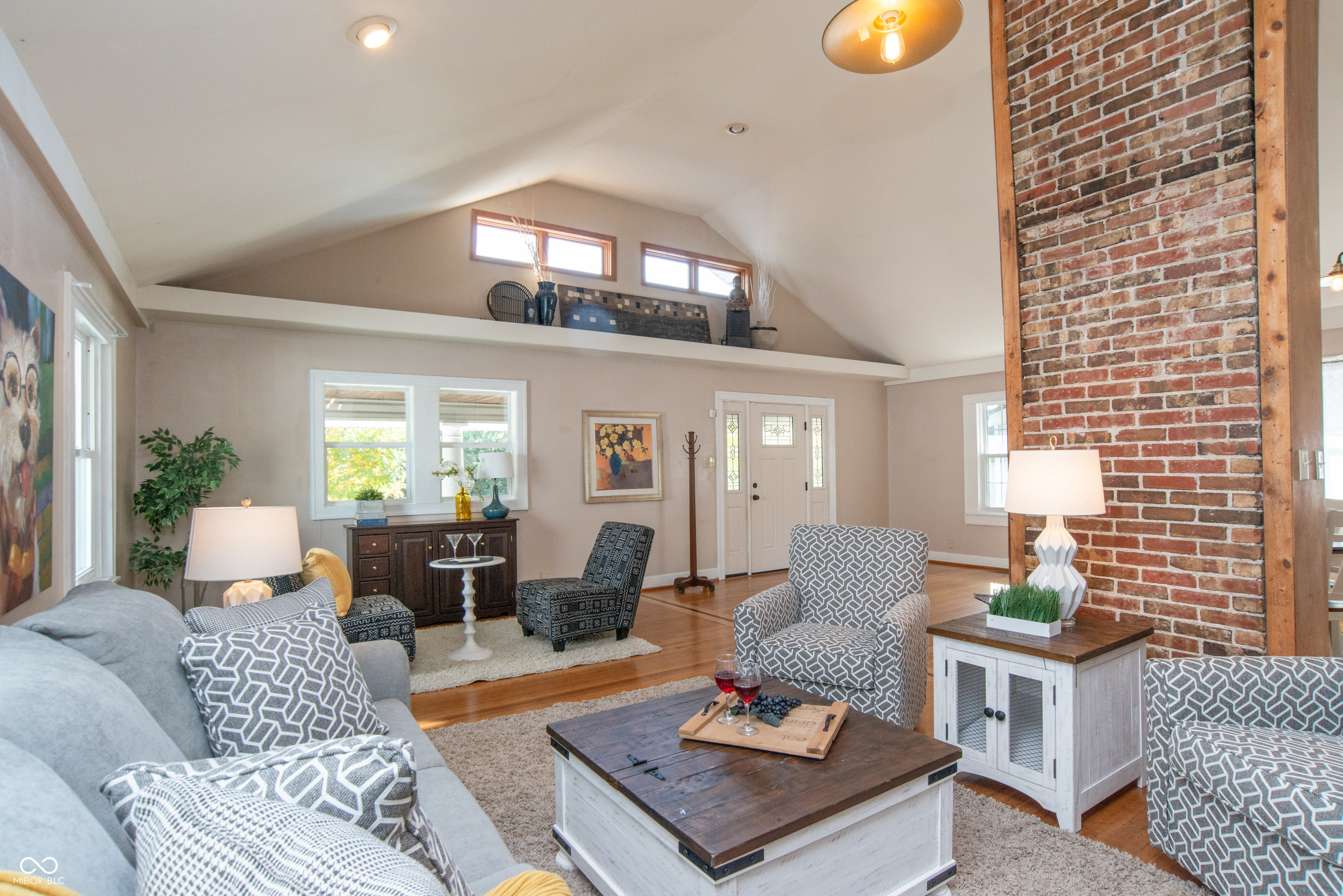 518 North Emerson Avenue Indianapolis, IN 46219 - Photo 4 of 36