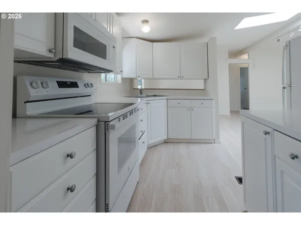 $139,900 | 8851 Southeast Shadow Brook Court, Unit SP #85, Clackamas, OR 97015