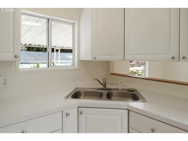 $139,900 | 8851 Southeast Shadow Brook Court, Unit SP #85, Clackamas, OR 97015