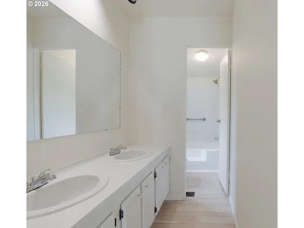 $139,900 | 8851 Southeast Shadow Brook Court, Unit SP #85, Clackamas, OR 97015