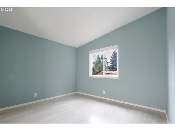 $139,900 | 8851 Southeast Shadow Brook Court, Unit SP #85, Clackamas, OR 97015