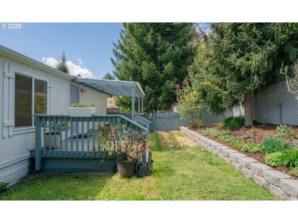 $139,900 | 8851 Southeast Shadow Brook Court, Unit SP #85, Clackamas, OR 97015