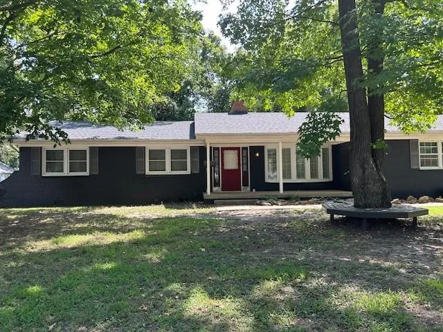 $129,500 | 100 North Lincoln Street, Erie, KS 66733