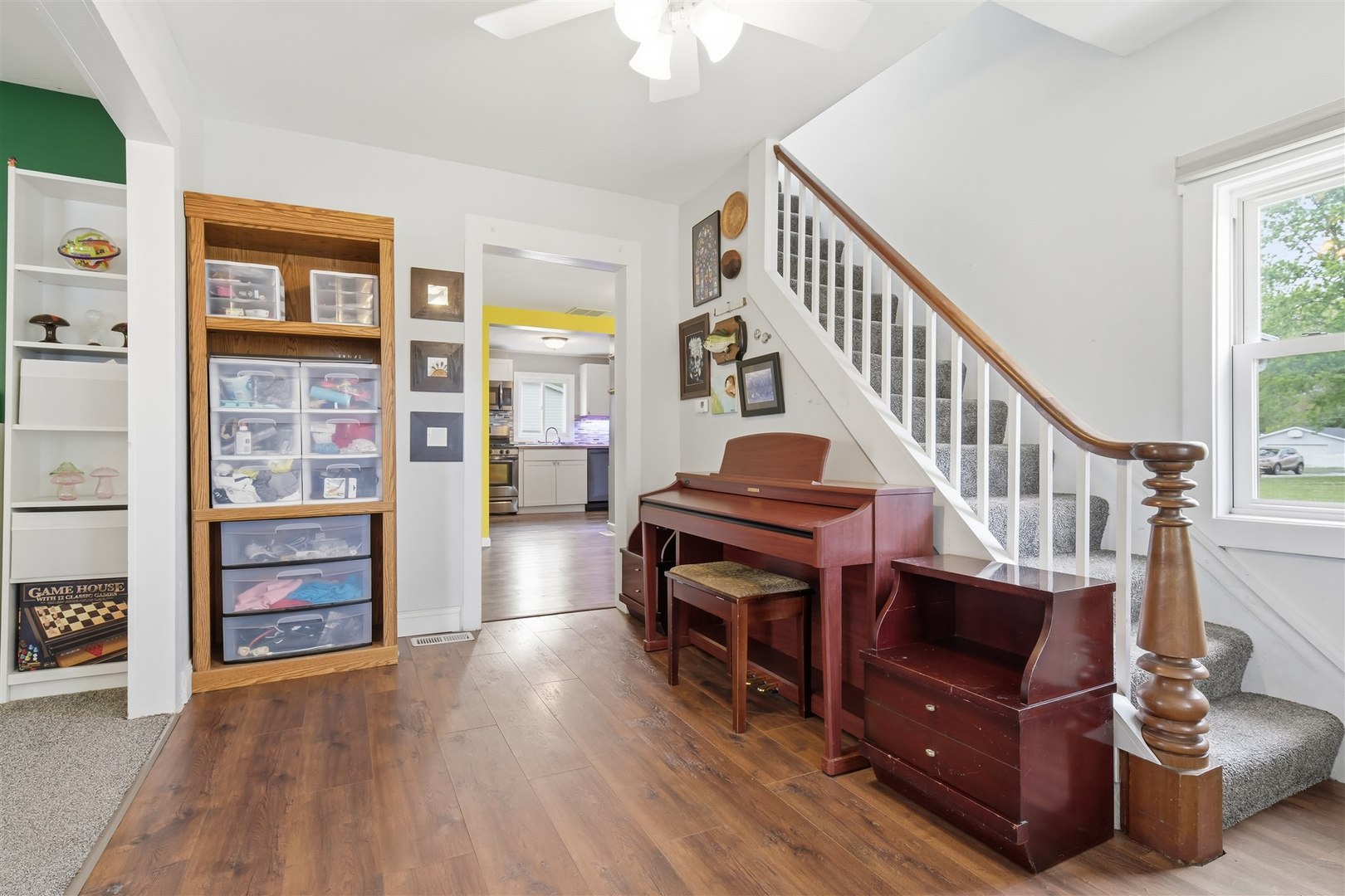 357 West 3rd Street El Paso, IL 61738 - Photo 7 of 29