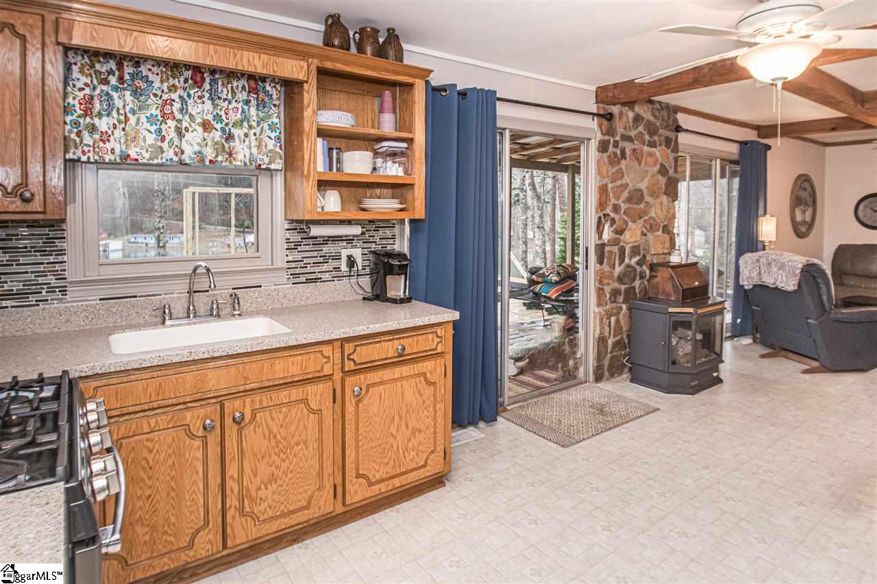 279 Lake Cheohee Road Tamassee, SC 29686 - Photo 20 of 36 Gallery Image 20